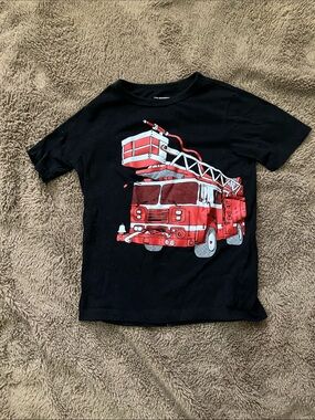 The Children's Place Black Graphic Logo Tee